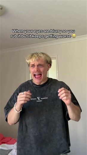 I've lost my vision 😭