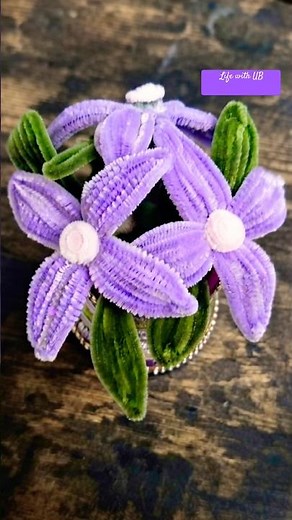 Pipe Cleaner Flowers #DIY #Chenille #PipeCleaner #Flowers #Handmade #Craft #shorts