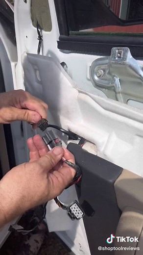 Replacing a GM Truck Mirror in less than 3 minutes