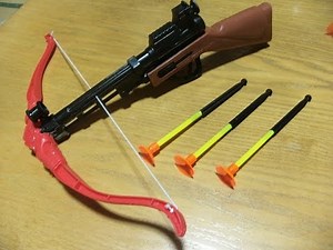 200円で本格的なボウガン作ってみた 2 dollar crossbow homemade