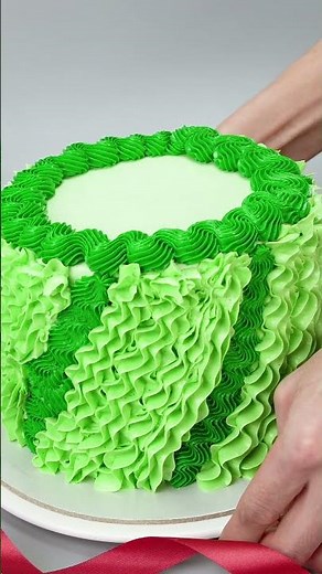 Easy Birthday Cake Tutorial