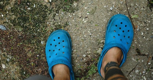 Could you run a marathon in crocs? What’s the fastest finishing time?