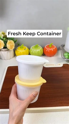 Transform your fridge and keep your veggies, herbs & chopped produce fresh and organized! 🥬✨ ✅ Clear stackable containers – save space & view contents easily ✅ Built-in drain basket for rinsing and storing produce ✅ Freezer-safe, odor-resistant & built for everyday use ✅ Keeps everything fresh, reduces food waste 🛒 Shop now and bring home freshness! | Flying carts IND