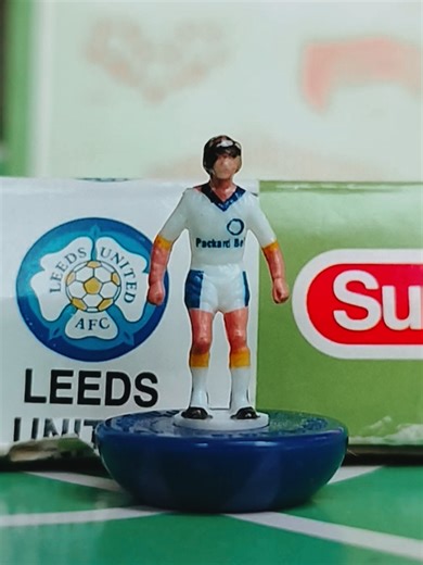 ⚽ 1990s lightweight Subbuteo. Ref 63161. Leeds United ⚽ 🎶 The Skinner Brothers - No Jk 🎶 #Subbuteo #football #retro #theskinnerbrothers #90s