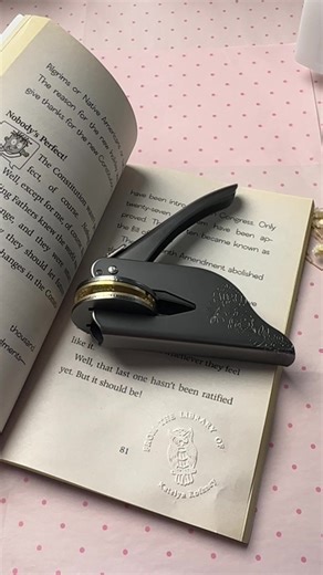 Custom Embosser: The Perfect Personal Gift