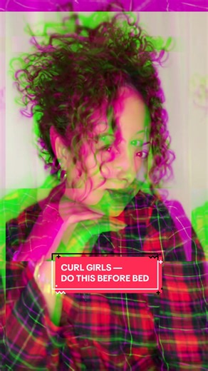 If you have curls and wake up frizzy, stop scrolling! This is how to pineapple curly hair overnight (mine are 3B curls) 🍍.. ensure your hair is DRY.. pull it up high & plop it with a hairtie. Add your favorite hair oil for overnight benefits. EASY PEASY! My quick nighttime curly hair routine to protect my curls while I sleep always include a high pineapple. Pineappling helps reduce frizz, keep definition, and saves me from bad hair days in the morning. If you have curls and wake up puffy.. try 