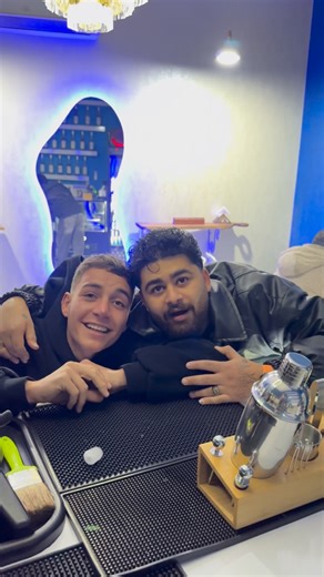 ‎Ali Tala |• علی طلا‎ on Instagram‎: "⁨ 😂😂😂بفرست واس رفیقات❤️😂⁩"‎