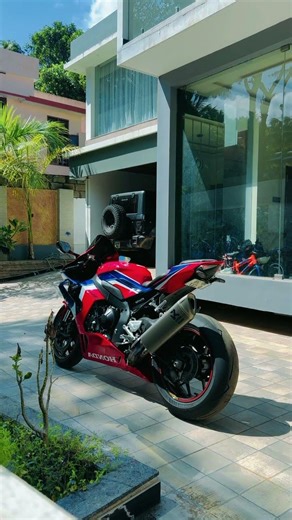 CBR1000RR-R COLD START 🥶 SOUND