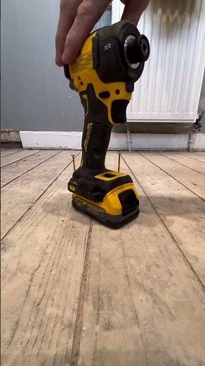 DeWalt DCF870 Silent Hydraulic Impactor