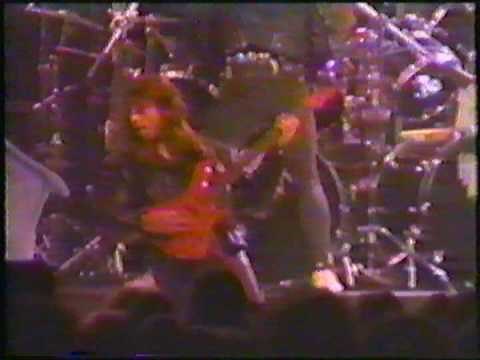 Heavens Gate - Surrender LIVE !