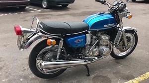 FOR SALE - 1974 Suzuki GT750 - https://wesellclassicbikes.co.uk/bikes/1394 | We Sell Classic Bikes