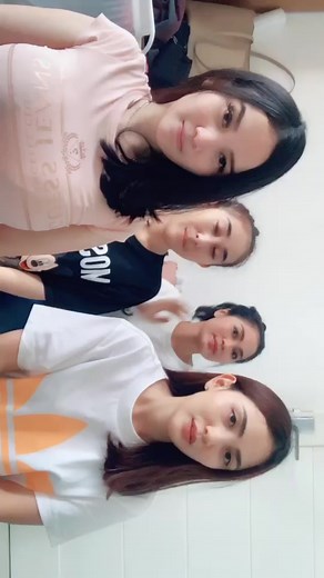 DJ Nissa (@dj_nissa)’s videos with Sean Paul - Get Busy (Shake That Thing) - Laurie Elle