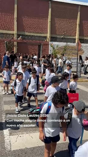 ¡Inicio Ciclo Lectivo 2026! 🎒✨ Con mucha alegría dimos comienzo a un nuevo año escolar. Con mochilas cargadas de sueños y el corazón lleno de emociones, nos lanzamos a vivir nuevos desafíos. Acompañados por el Aguinaldo Salesiano —“Hagan lo que Él les diga”— como familia-escuela estamos listos para acompañarlos y transitar juntos este hermoso año. Que sea un 2026 lleno de aprendizajes, encuentros y crecimiento compartido. 💙 | Colegio Don Bosco Nqn
