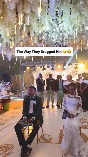 He for no look back 😂😂 📹 credit:@ Mcfunsure 🌹 🌸 (Via Instagram) #TheOyasBabaBrand #ilorinweddings #lagosweddings #lagoseventplanner #Swipha #swiphanigeria #theperfectgift23 #PeopleofSwipha #EndOfTheYearParty #TheKTBond #MerryChristmas #EventEmcee #Emcee #LagosEvents #weddingblog #weddingstyling #Rolando #bbwgram #naijaweddings #PremiumEmcee #oyasbaba #ViralVideo #ilorinweddings #lagosweddings #Davelilly23 #AvowToCherish #facebookreelsviral #facebookpost #facebookviral #viralchallenge #reels