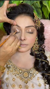 1.4K reactions · 33 shares |  Monochromic Eye Look – ek hi color...