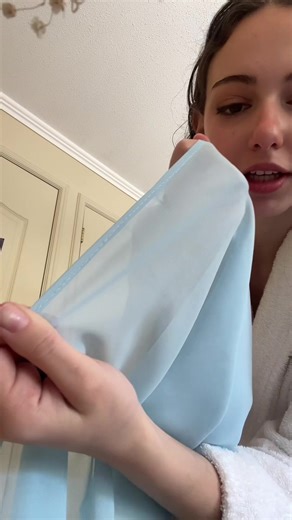 haciendo una capa de zara!!🙂‍↕️