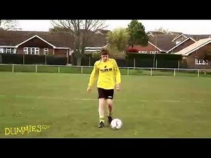 Mastering Basic Football (Soccer) Skills: Dribbling For Dummies