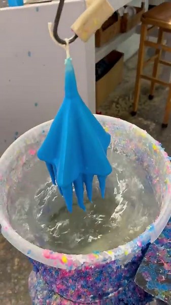 Smooth candle wax dipping process