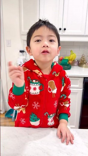 He solves mom’s pasta problem 🍝👶🏻❤️🤣