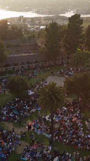 WHAT A NIGHT! 🔥We had a blast with all of you yesterday! From Anthony Hamilton’s soulful melodies, to Gerald Albright’s smooth saxophone grooves, to Chanté Moore’s captivating vocals, last night was a time to remember. The stage was hot, the crowd was ready, and every song hit harder than the last. 🎤 If you missed it, don’t worry - there’s more music coming. Day 3 of the Subaru Newport Beach Jazz Festival is just getting started. 🎉 #NBJazzFest #SubaruNewportBeachJazzFestival #LiveJazz #JazzSo
