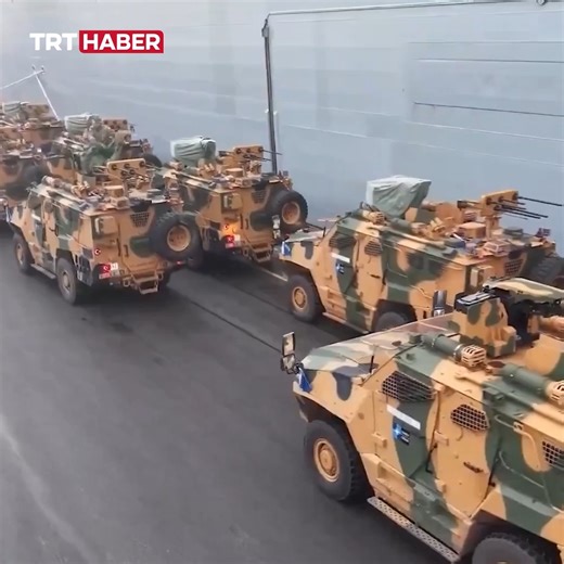TRT Haber on Instagram: "🇹🇷Türk zırhlıları Almanya'da. TCG Anadolu, NATO'nun Steadfast Dart-26 Tatbikatı'nda görevli kara unsurlarını Almanya'ya ulaştırdı."