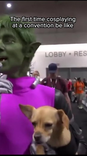 Beast Boy Cosplay Transformation at Comic Con | Timelapse Video