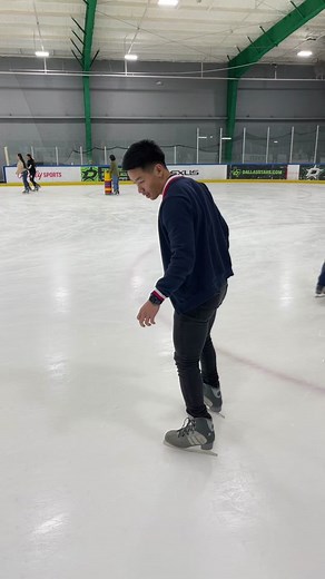 Ice Skating Tips for Beginners at Indoor Rink