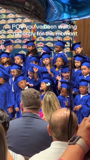 My son’s class of 2024 sang the “Shake it off” Prek Graduation Parody that he’s been practicing for the past fee months and when the moment was here he didn’t hesitate to sing or dance! 😭💙🎓 #shakeitoff #prek #movingupceremony #graduation #toddlerlife #kindergarten #firstborn #graduationsong