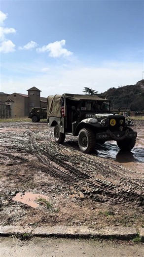 💣 Los monstruos de guerra que siguen vivos: Dodge M37 & Dodge WC51 🔥😳 #autos #coche