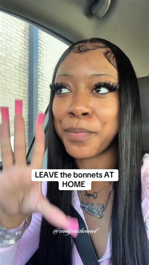 En’Dyia Shennel 🎀🧸 | FL on Instagram: "If your chest feels tight, just do what you might! Test it out, I promise you 😭🤌🏽 One day wear a bonnet out, remember how you feel then put effort into yourself & let me know the difference “Where’s the jewelry from?” -My brand dollfacedivinity.combo I sell all of these pieces (name plate necklace, xo necklace + bracelet set, xo hoop earrings, name plate bracelets, bangles, double name plate necklace….. the WHOLE SHABANG 🥰🤏🏽) “Will your jewelry tarn