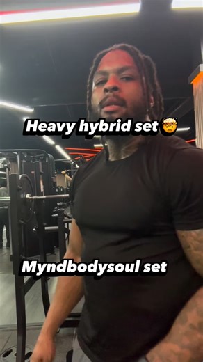 Mike Gzz on Instagram: "Myndbodysoul set to build strength and endurance!! (My routines are not for the weak )!! But is for everybody #myndbodysoul #setthetone #motivation #calisthenics"