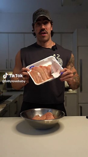 This is the shittiest/best quickest easiest meal that I eat everyday. People think eating meals like this makes for a miserable life but there are a lot of benefits actually. It’s kind of like wearing a uniform… it’s the same basic thing every day but there isn’t anything to think about. It’s always there for you and it’s always exactly what you need and incredibly convenient. I go through waves with my go to meal but right now this basic piece of shit is an every dayer. So here’s my chicken ric