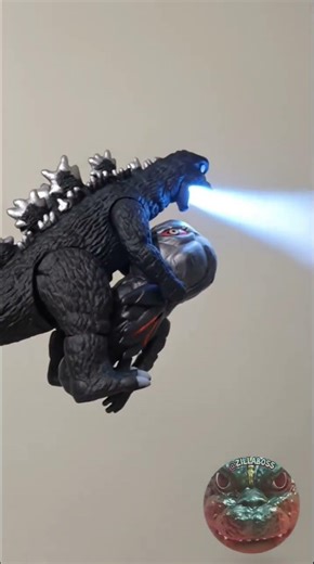 Godzilla vs Hedorah EPIC Battle! Movie Monster Series Posing Figure Comes to Life!