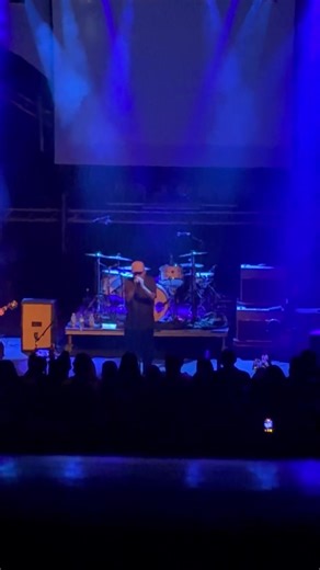 The moment is here-Matthew Good and His Band are rocking the crowd here at The Grand 🎸🎶 It’s Strange Days to have a concert on a Monday, yet we’re digging it! Check out our stories for more content from the concert 📚 | Q92 Sudbury