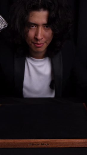 Jojo Singer on Instagram: "This WILL Fool YOU 🃏 #asmr #cardmagic #asmrvideo"