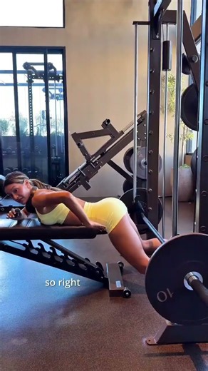 DAY 04: GLUTEMAXXING in nova ⭐️ 👉 Setting up your smith machine for reverse hypers in 4 steps: Set