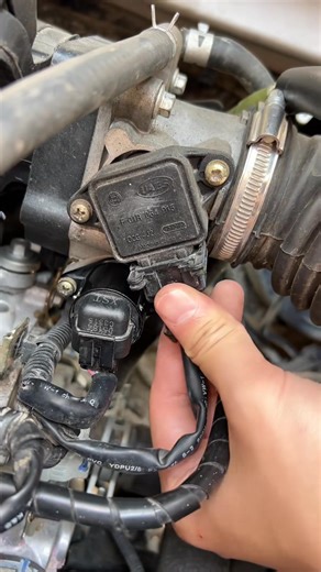 254K views · 8.5K reactions | Car Engine Check Light Is On, Free Solution #driving | Tonggeqichezhishi | Facebook