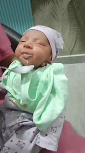 281K views · 10K reactions | Spoon milk feeding 襤 #proudparents #cutebaby #newborn #Congratulations #mybabycare #love #maa #babygirl #baby | Mom to Baby | Facebook