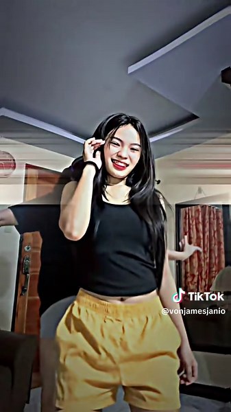 who's your bet?#VonJaniolacollection #fyppppppppppppppppppppppp #foryoupage #huntercocomelon