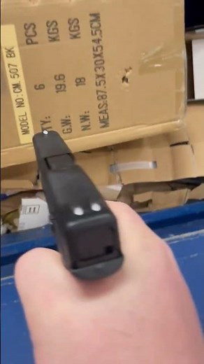 Test shooting the Glock 17 Gen5 Airsoft #glockairsoft #glock17gen5 #glock17gen4