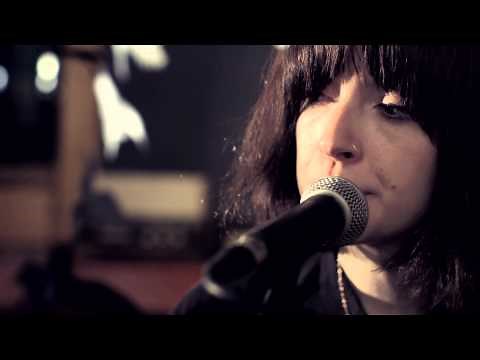 Daughter - "Amsterdam" (Live @ Air Studios)