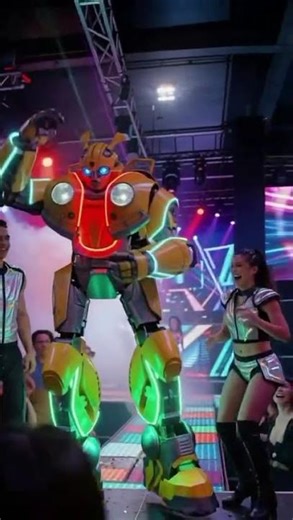 LED ROBOT PERFORMERS IN VIRGINIA | AuraEventsLLC #VirginiaEvents #EventEntertainment #LEDRobot