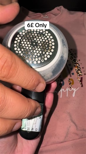 Portable Handheld Lint Remover for Easy Use