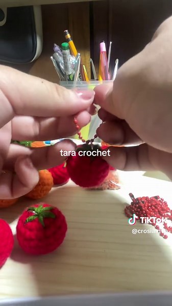 jo, ano #fyp #crochettiktok #crochet #fypage #crochetok #crochetersoftiktok #crosia #trending #tangerine #tomato #lemon