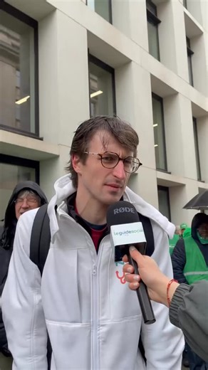 Pas en 2028 : les Soins de santé se mobilisent devant le gouvernement fédéral Ce mardi 3 février, le front commun syndical des Soins de santé s’est mobilisé à Bruxelles pour dénoncer l’absence d’un nouvel accord social pour le secteur Non-Marchand. En cause : des investissements fédéraux annoncés… mais repoussés à 2028. Devant le gouvernement fédéral, syndicats et travailleuses et travailleurs des soins ont dénoncé une charge de travail devenue insoutenable, une pénurie chronique de personnel, d