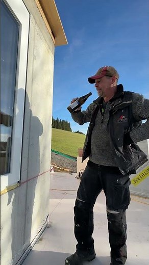 Profi-Reinigungstipp: Wenn der Fensterrahmen einfach nicht sauber werden will... hilft nur noch...