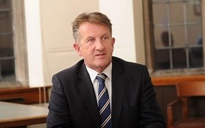 Dudley Council backs £42 million cuts and tax hike