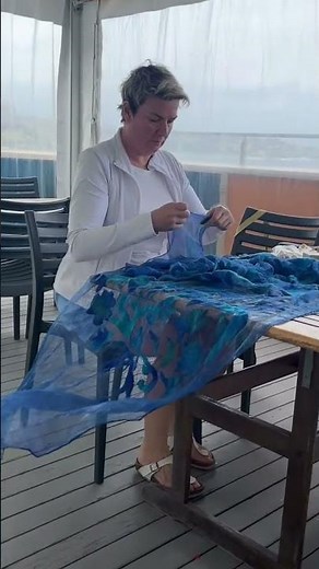Nuno felting masterclass: felted silk scarf “Blue Fantasy”. #felting #textileart #woolart #feltro