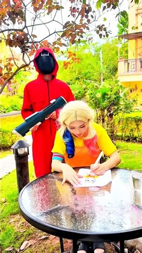 How to Make Orange Color? | Joker & Harley Quinn Mix Trick 🎨🔥 #Shorts