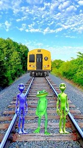Two aliens vs frog & pacman vs train driver tom... #fyp #funny #reels #vfx | BrainBusy